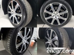 Volvo XC60 B6 Inscription 2021 года из Южной Кореи