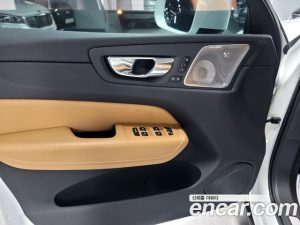 Volvo XC60 B6 Inscription 2021 года из Южной Кореи