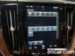 Volvo XC60 B6 Inscription 2021 года из Южной Кореи