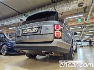 Land Rover Range Rover 4.4 SDV8 AB LWB Дизель 2020 года из Южной Кореи