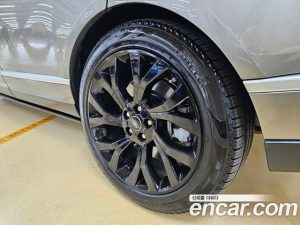 Land Rover Range Rover 4.4 SDV8 AB LWB Дизель 2020 года из Южной Кореи