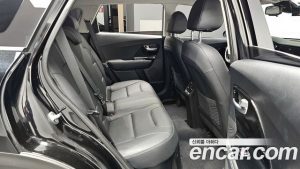 Kia Niro 1.6 HEV 2021 года из Южной Кореи