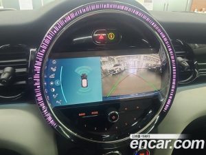 Mini Cooper CLASSIC 2023 года из Южной Кореи