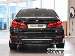 BMW 5-Series 520i Luxury 2020 года из Южной Кореи