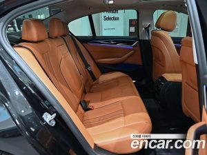 BMW 5-Series 520i Luxury 2020 года из Южной Кореи