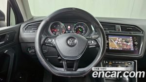 Volkswagen Tiguan 2.0 TDI Premium 2020 года из Южной Кореи