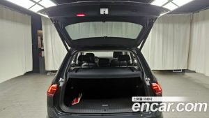Volkswagen Tiguan 2.0 TDI Premium 2020 года из Южной Кореи