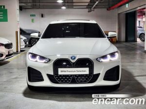 BMW i4 eDrive40 M Sport PRO 2023 года из Южной Кореи