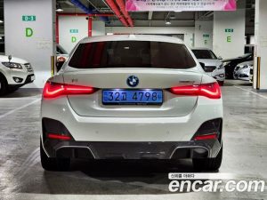 BMW i4 eDrive40 M Sport PRO 2023 года из Южной Кореи