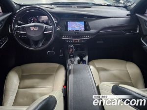 Cadillac XT4 2.0 Sport AWD 2021 года из Южной Кореи