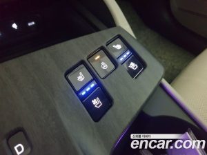 Kia Sportage Signature 2WD 2023 года из Южной Кореи