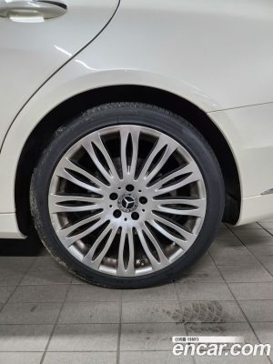 Mercedes-Benz S-Class S350 d 2019 года из Южной Кореи