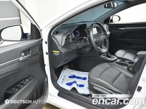 Hyundai AVANTE 1.6 2020 года из Южной Кореи