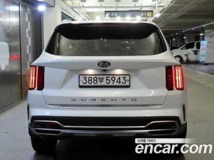 Kia Sorento Дизель 2.2 2WD 2021 года из Южной Кореи