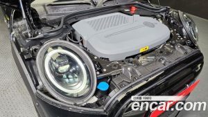 Mini Cooper SE ELECTRIC 2023 года из Южной Кореи