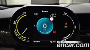 Mini Cooper SE ELECTRIC 2023 года из Южной Кореи