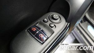 Mini Cooper SE ELECTRIC 2023 года из Южной Кореи