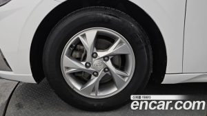 Hyundai AVANTE 1.6 2021 года из Южной Кореи