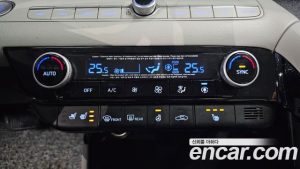 Hyundai AVANTE 1.6 2021 года из Южной Кореи