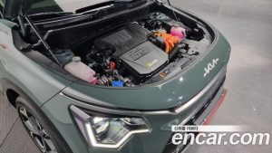 Kia Niro Signature 2024 года из Южной Кореи
