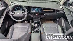 Kia Niro Signature 2024 года из Южной Кореи