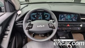 Kia Niro Signature 2024 года из Южной Кореи