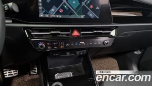 Kia Niro Signature 2024 года из Южной Кореи