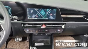 Kia Niro Signature 2024 года из Южной Кореи