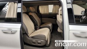 Kia Carnival 7-Seater HI-Limousine 2023 года из Южной Кореи