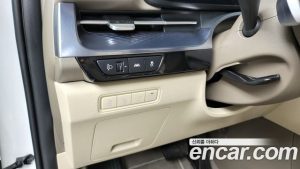 Kia Carnival 7-Seater HI-Limousine 2023 года из Южной Кореи
