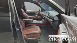 Genesis GV80 2.5T Бензин AWD 2024 года из Южной Кореи