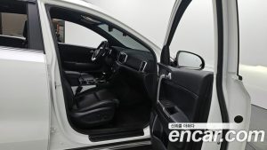 Kia Sportage Дизель 1.6 2WD 2022 года из Южной Кореи
