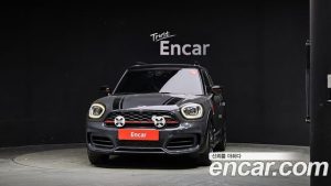 Mini Countryman JCW 2021 года из Южной Кореи