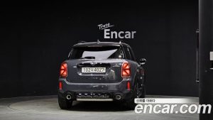 Mini Countryman JCW 2021 года из Южной Кореи