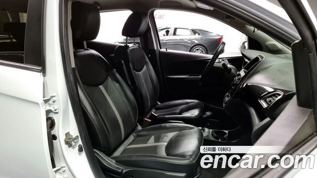 36749158_010.jpg ChevroletGMDaewoo Spark Premium 2019 года из Южной Кореи