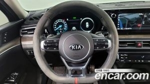 Kia K5 1.6 Turbo 2020 года из Южной Кореи