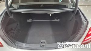 Mercedes-Benz E-Class E300 Avantgarde 2019 года из Южной Кореи