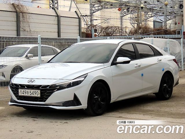 Hyundai AVANTE Modern 2021 года из Кореи