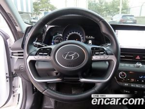 Hyundai AVANTE Modern 2021 года из Южной Кореи
