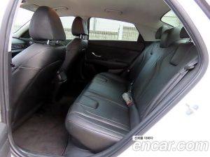 Hyundai AVANTE Modern 2021 года из Южной Кореи