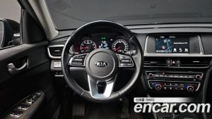 Kia K5 2.0 2020 года из Южной Кореи