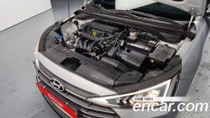 Hyundai AVANTE 1.6 2020 года из Южной Кореи