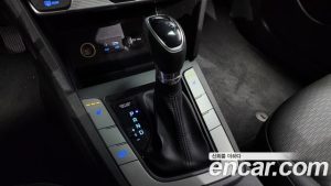 Hyundai AVANTE 1.6 2020 года из Южной Кореи