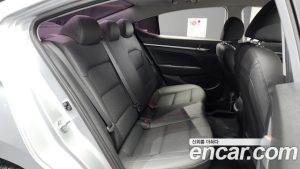 Hyundai AVANTE 1.6 2020 года из Южной Кореи