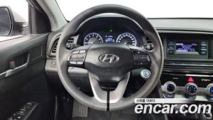 Hyundai AVANTE 1.6 2020 года из Южной Кореи