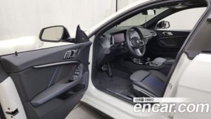 BMW 2-Series 220i M Sport 2023 года из Южной Кореи