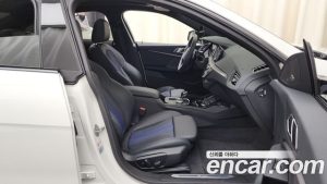 BMW 2-Series 220i M Sport 2023 года из Южной Кореи