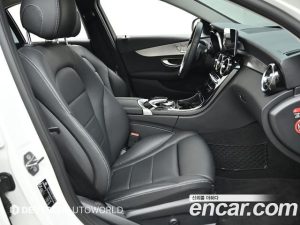 Mercedes-Benz C-Class C200 Avantgarde 2020 года из Южной Кореи