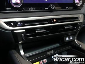 Lexus RX Luxury 2024 года из Южной Кореи