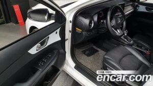 Kia K3 2020 года из Южной Кореи